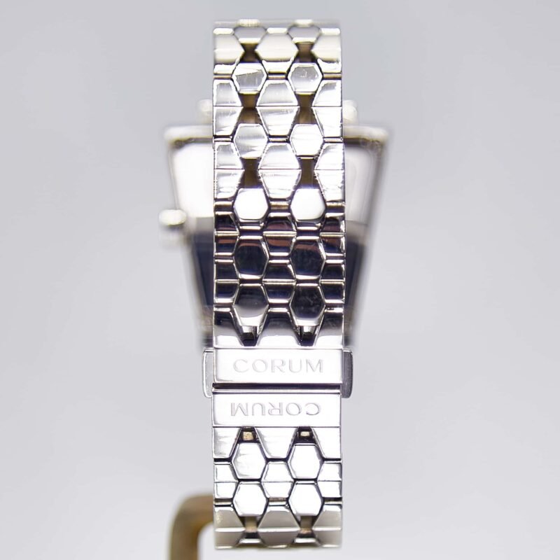 Corum Trapeze (105.404.47) - Chrono Swiss Watch Corum Trapeze (105.404.47) - Chrono Swiss Watch