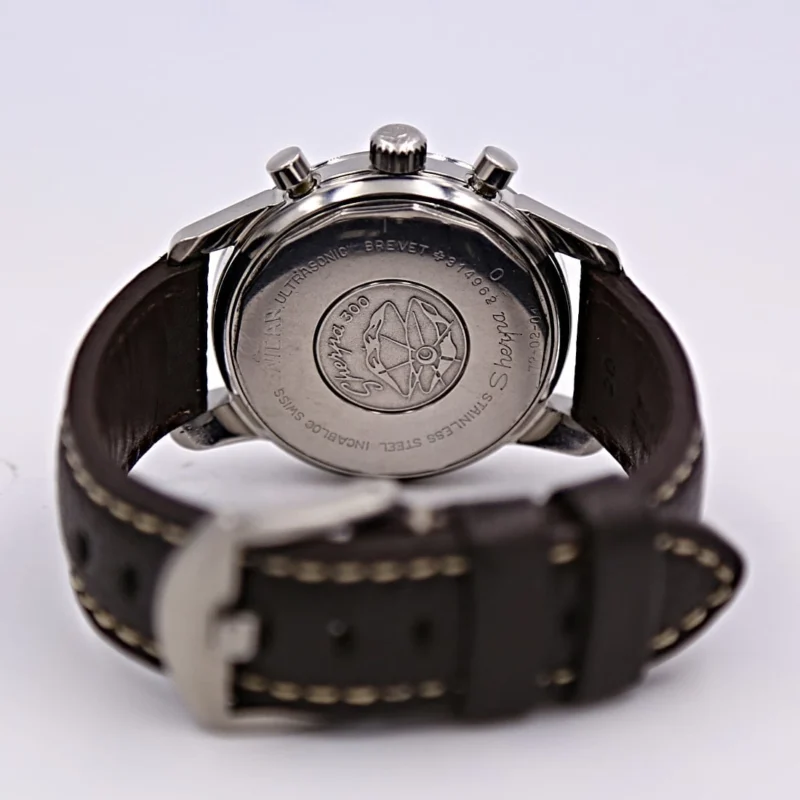 Enicar Sherpa Graph Chronograph (07202-01) - Chrono Swiss Watch Enicar Sherpa Graph Chronograph (07202-01) - Chrono Swiss Watch