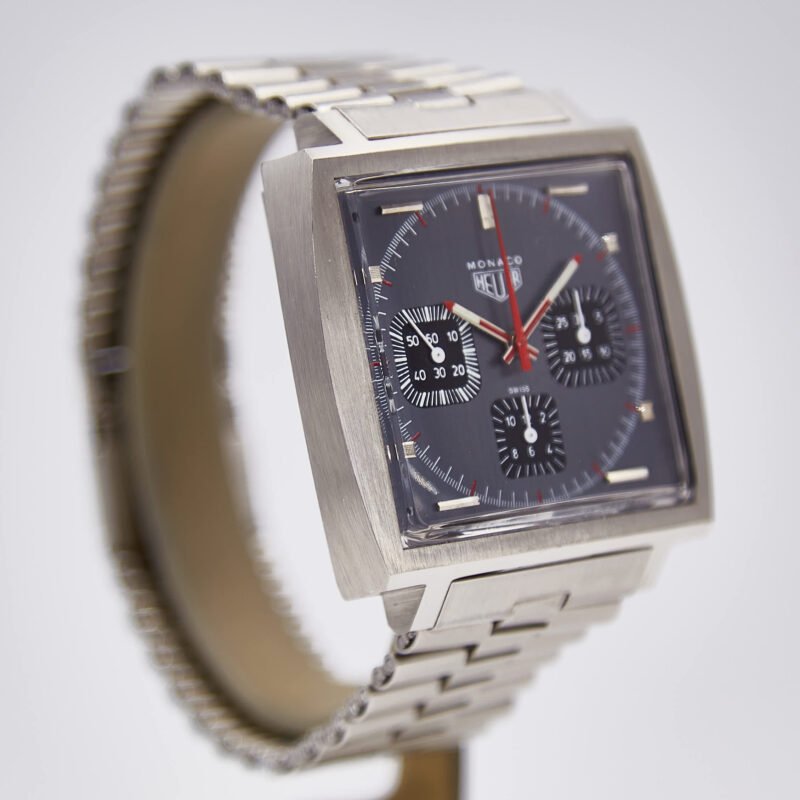 Heuer Monaco (73633) - Chrono Swiss Watch Heuer Monaco (73633) - Chrono Swiss Watch