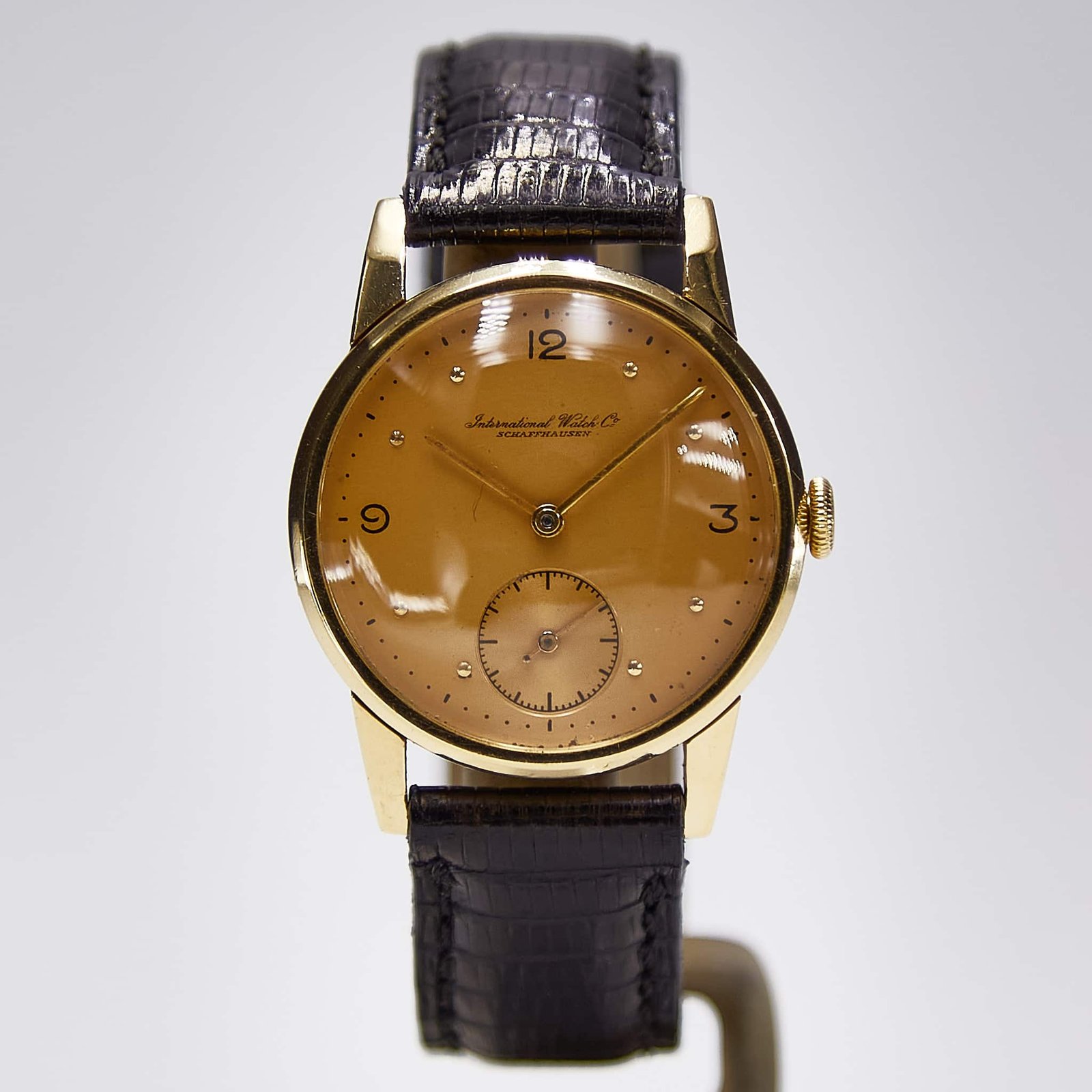 IWC Caliber 83 - Chrono Swiss Watch IWC Caliber 83 - Chrono Swiss Watch