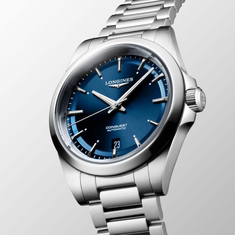 Longines Conquest (L3.720.4.92.6) - Chrono Swiss Watch Longines Conquest (L3.720.4.92.6) - Chrono Swiss Watch