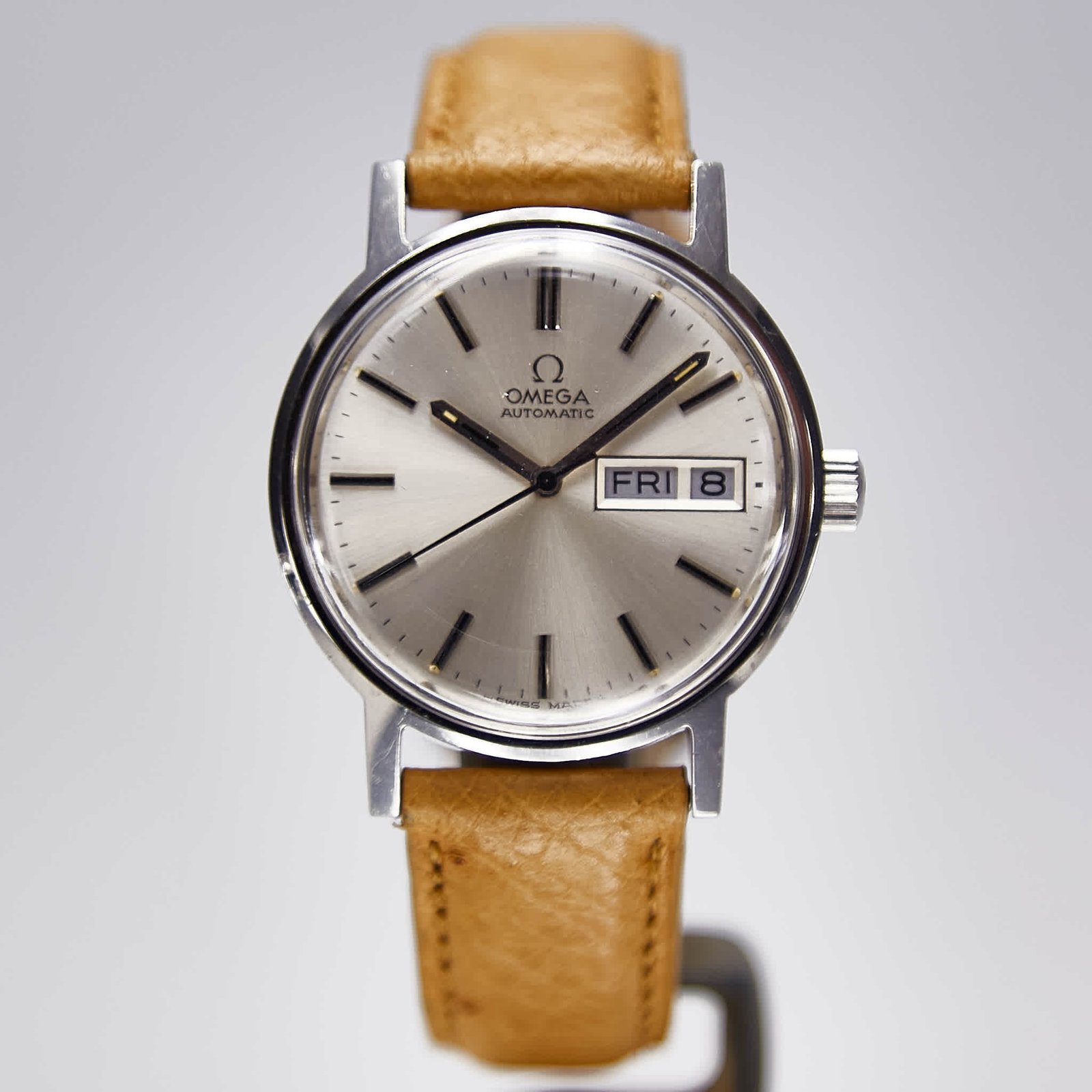 Omega Genève (166.0117) - Chrono Swiss Watch Omega Genève (166.0117) - Chrono Swiss Watch
