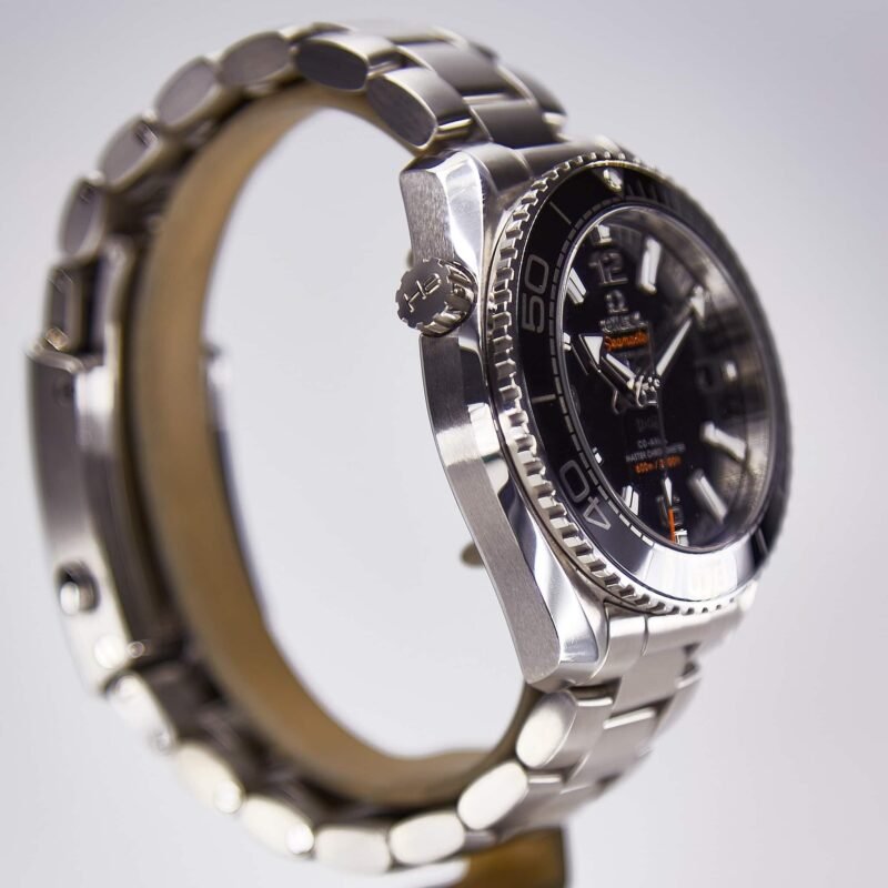 Omega Seamaster Planet Ocean 600M (215.30.40.20.01.001) - Chrono Swiss Watch Omega Seamaster Planet Ocean 600M (215.30.40.20.01.001) - Chrono Swiss Watch