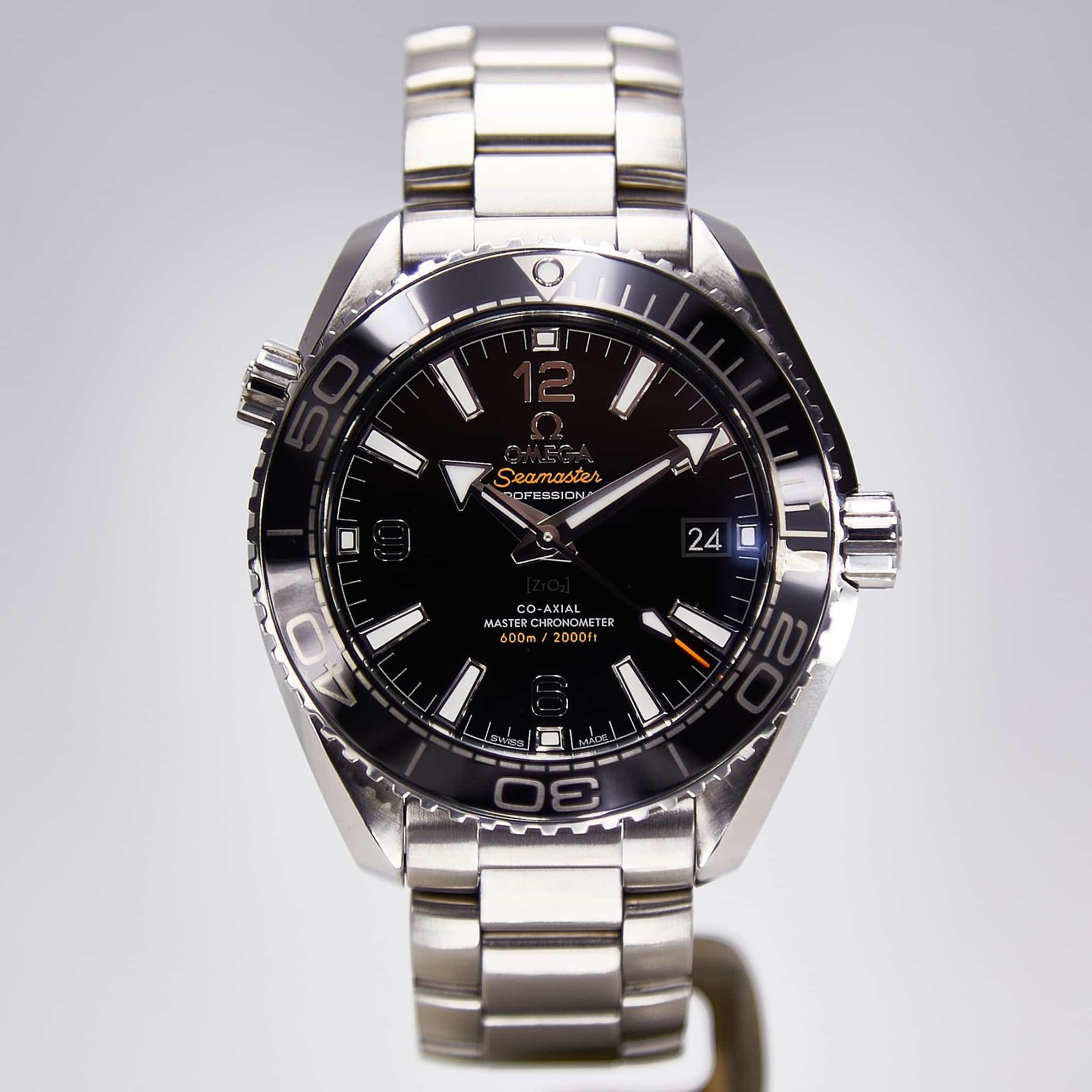 Omega Seamaster Planet Ocean 600M (215.30.40.20.01.001) - Chrono Swiss Watch Omega Seamaster Planet Ocean 600M (215.30.40.20.01.001) - Chrono Swiss Watch