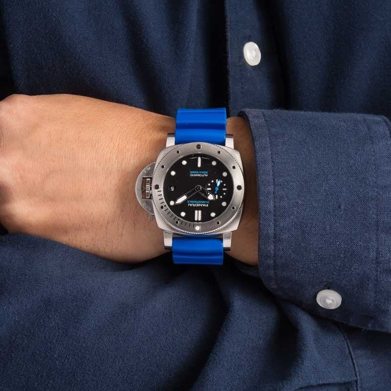 Panerai Submersible PAM02973 Black Dial - Chrono Swiss Watch Panerai Submersible PAM02973 Black Dial - Chrono Swiss Watch