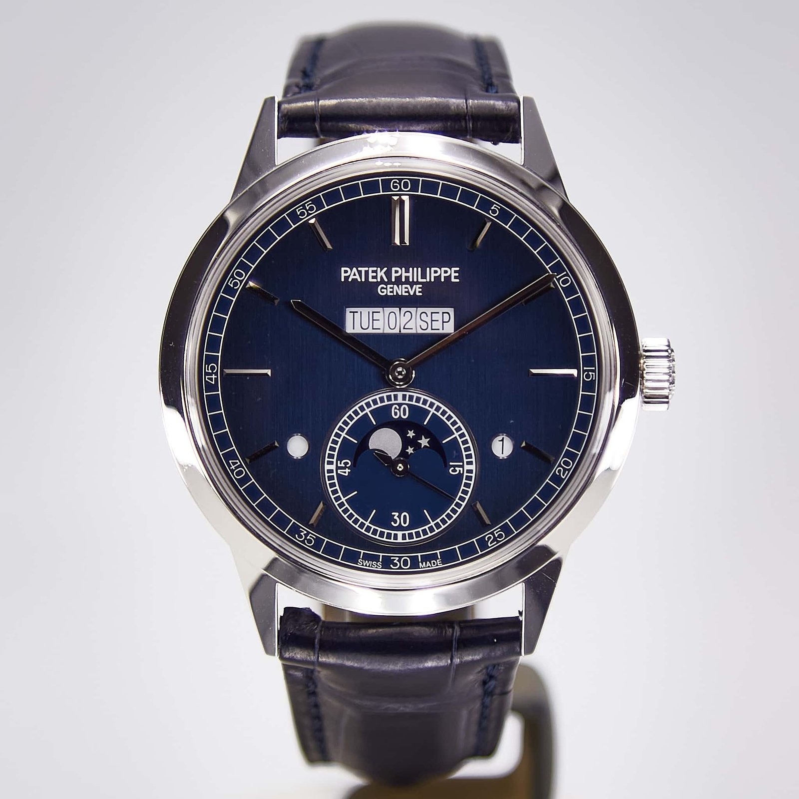 Patek Philippe In-Line Perpetual Calendar Grand Complication (5236P-001) - Chrono Swiss Watch Patek Philippe In-Line Perpetual Calendar Grand Complication (5236P-001) - Chrono Swiss Watch