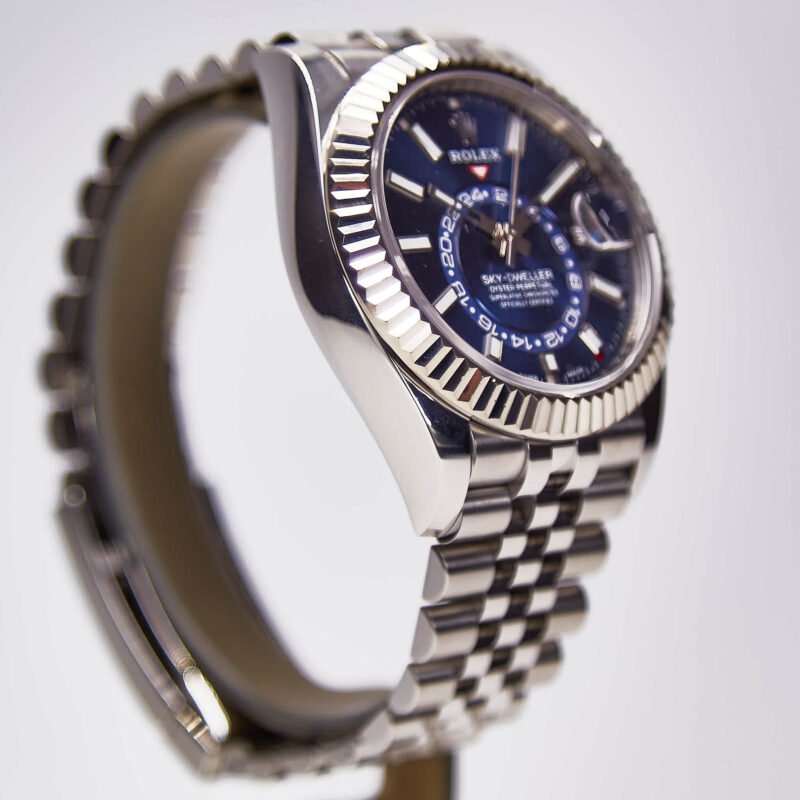 Rolex Sky-Dweller (326934) - Chrono Swiss Watch Rolex Sky-Dweller (326934) - Chrono Swiss Watch