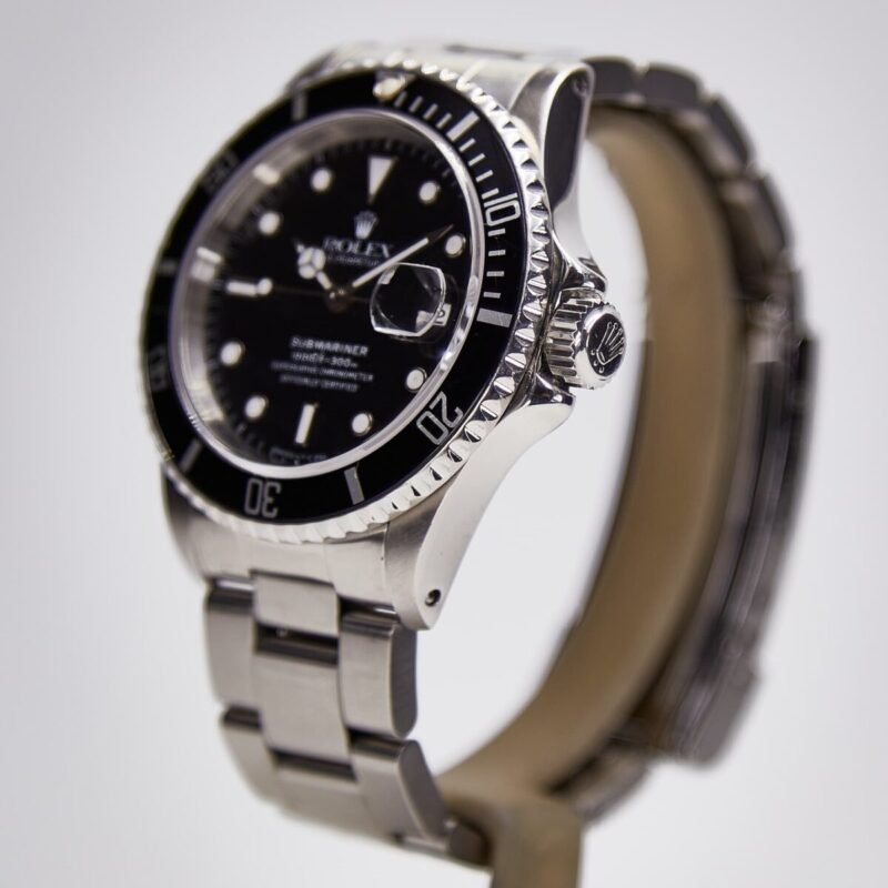 Rolex Submariner Date (16610) - Chrono Swiss Watch Rolex Submariner Date (16610) - Chrono Swiss Watch