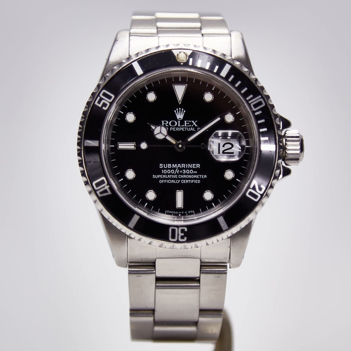 Rolex Submariner Date (16610) - Chrono Swiss Watch Rolex Submariner Date (16610) - Chrono Swiss Watch