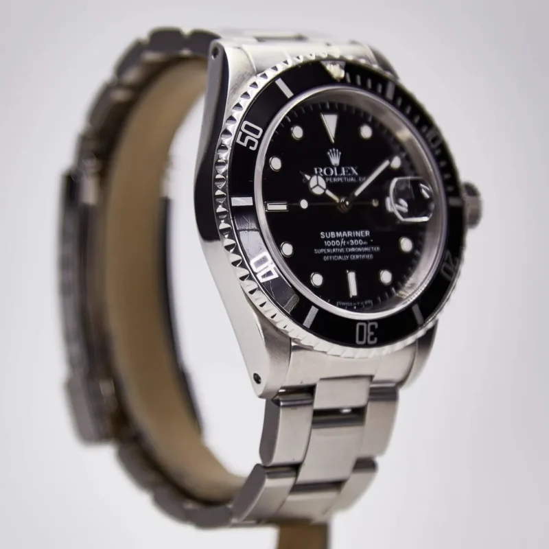 Rolex Submariner Date (16610) - Chrono Swiss Watch Rolex Submariner Date (16610) - Chrono Swiss Watch