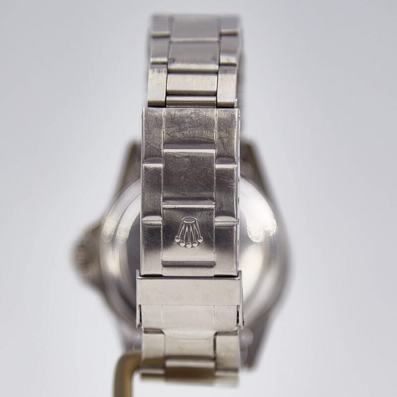 Rolex Submariner Date ‘Red Letter’ (1680) - Chrono Swiss Watch Rolex Submariner Date ‘Red Letter’ (1680) - Chrono Swiss Watch