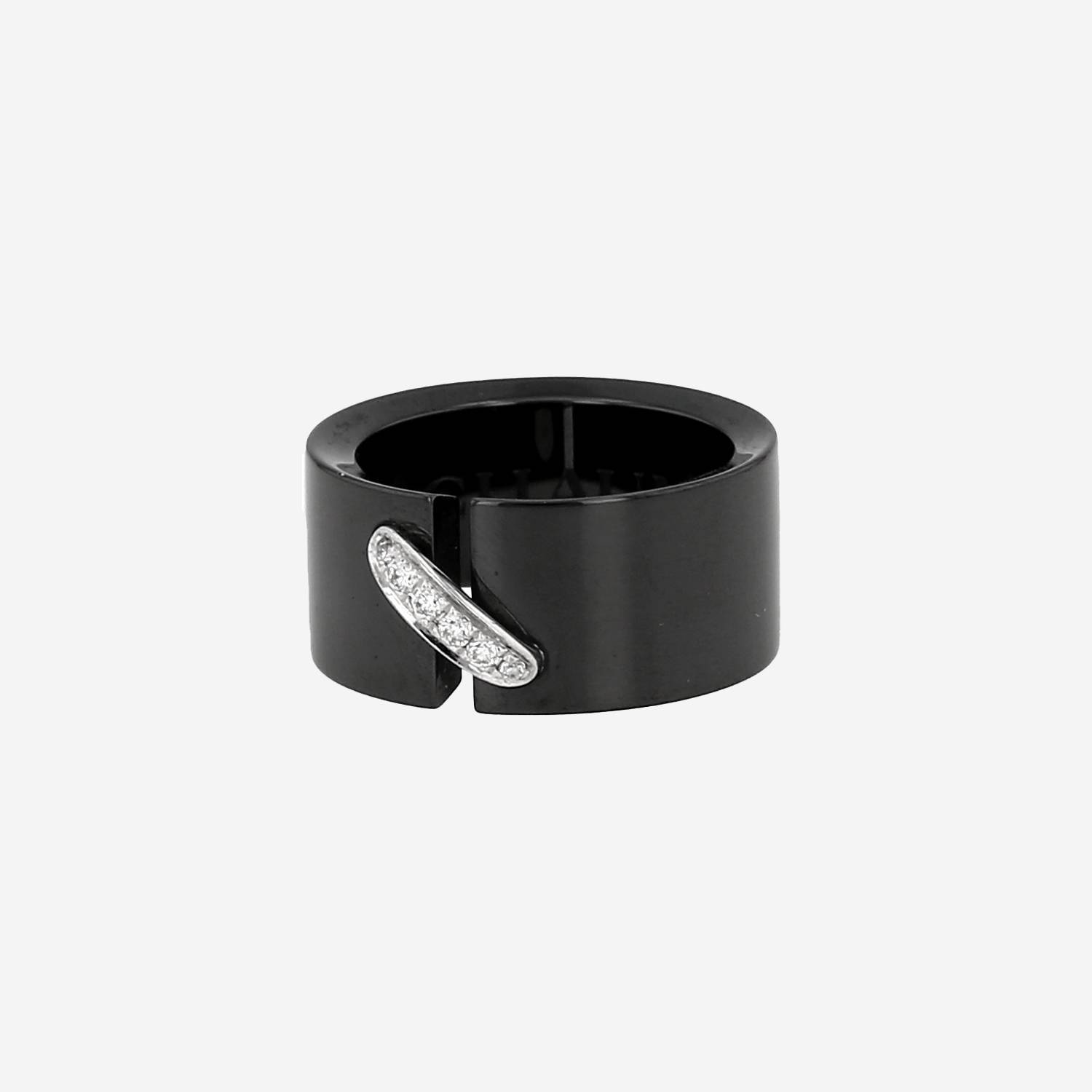Bague Chaumet Lien moyen modèle en or blanc, céramique noire et diamants Bague Chaumet Lien moyen modèle en or blanc, céramique noire et diamants