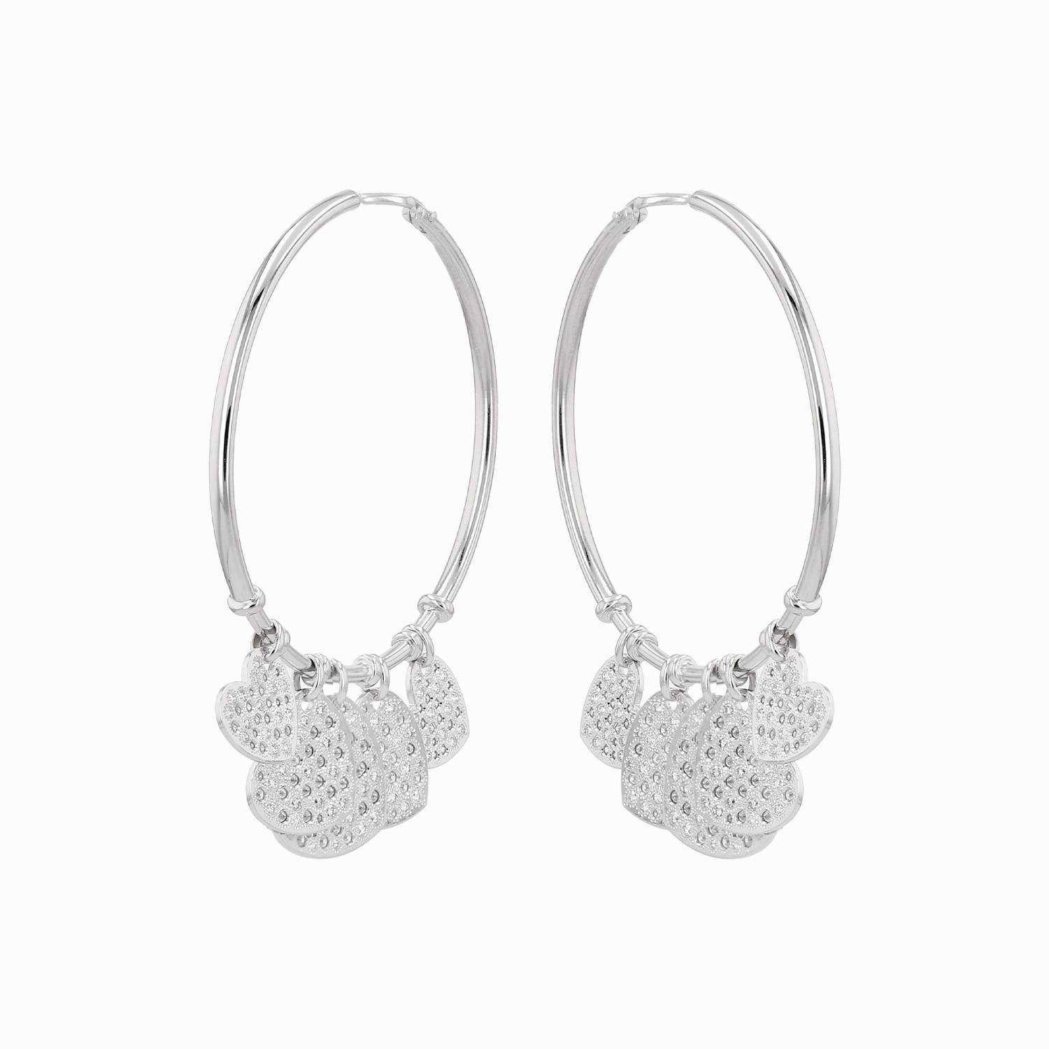 Paire de créoles Dior Coeurs Légers en or blanc et diamants Paire de créoles Dior Coeurs Légers en or blanc et diamants