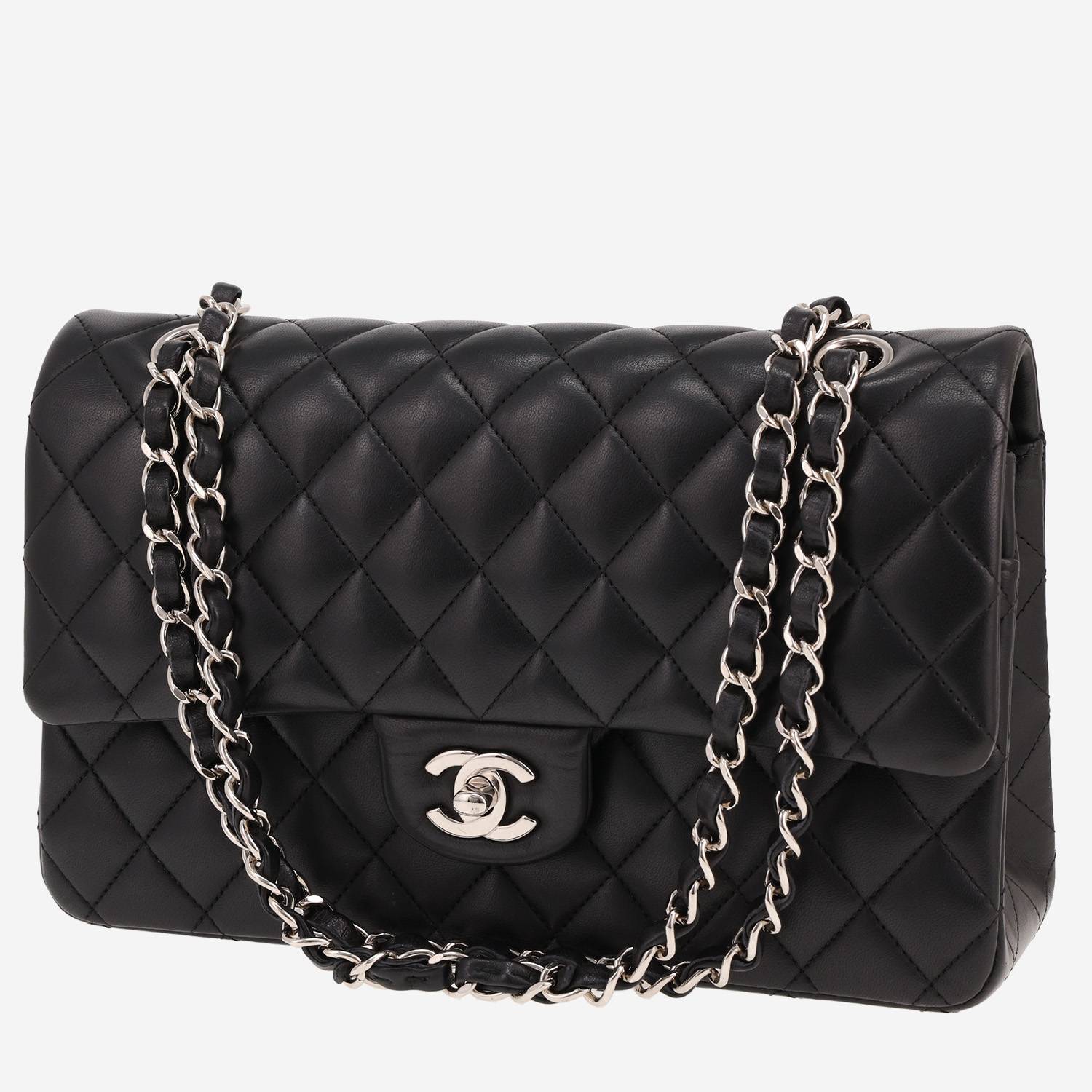 Sac Chanel Timeless Classic en cuir matelassé noir Sac Chanel Timeless Classic en cuir matelassé noir